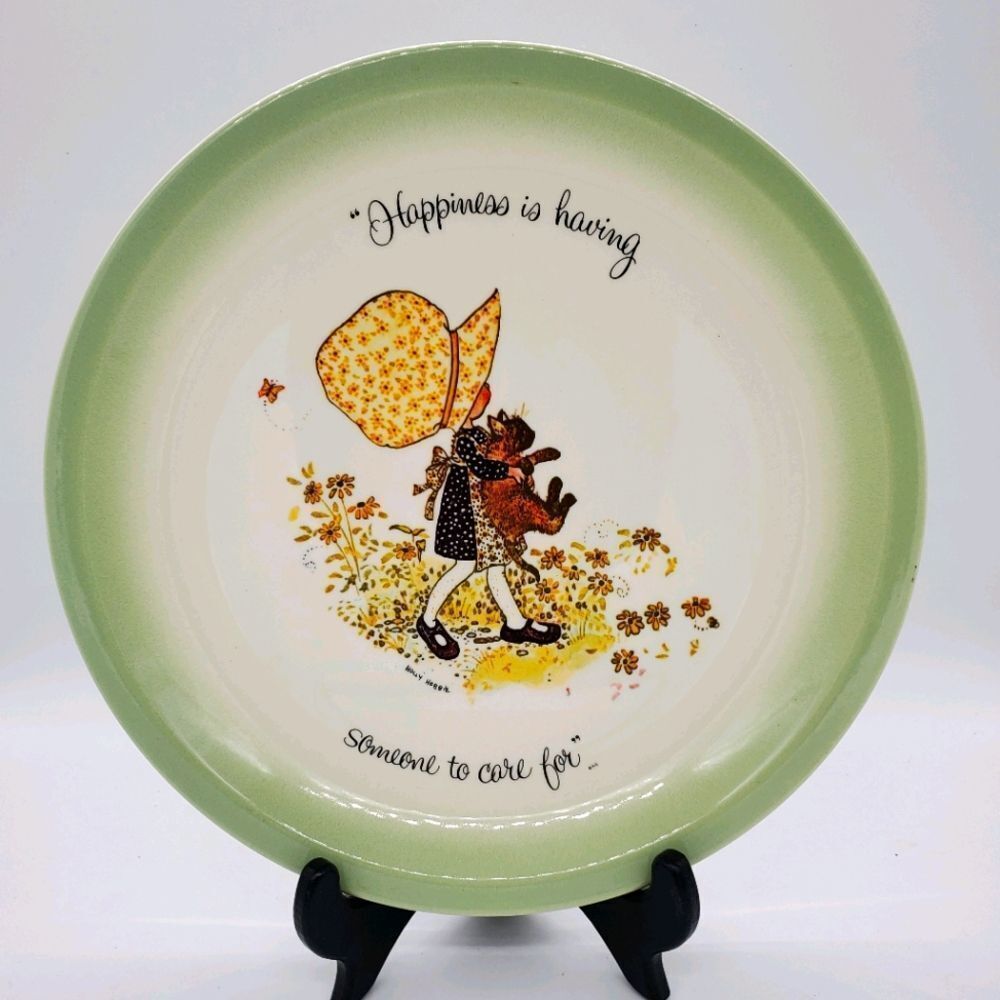 Holly Hobbie Collectors Plate 1972 childhood memories vintage